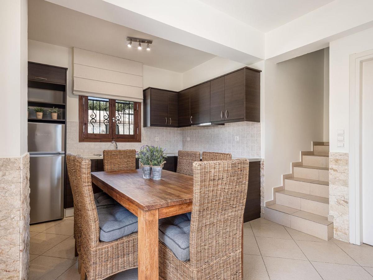 Villa Kalypso - Zentrum Holidays Crete Darmarochori エクステリア 写真